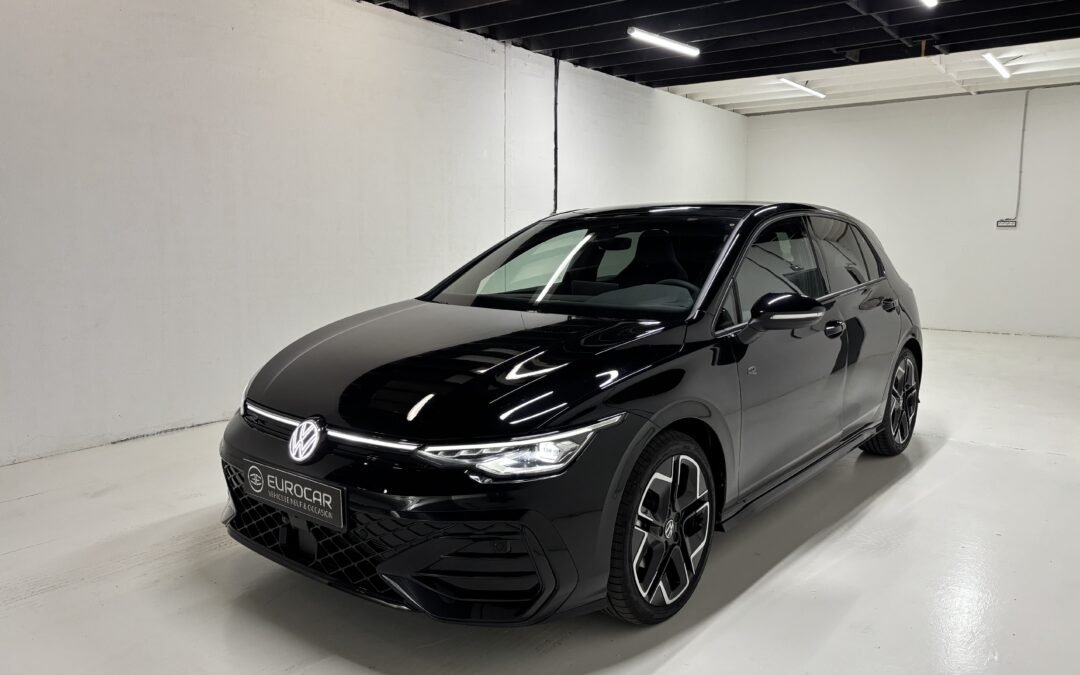 VOLKSWAGEN GOLF 8 FINITION R LINE 2.0 TDI 150 CV